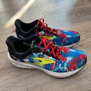 Men’s Brooks Launch 9